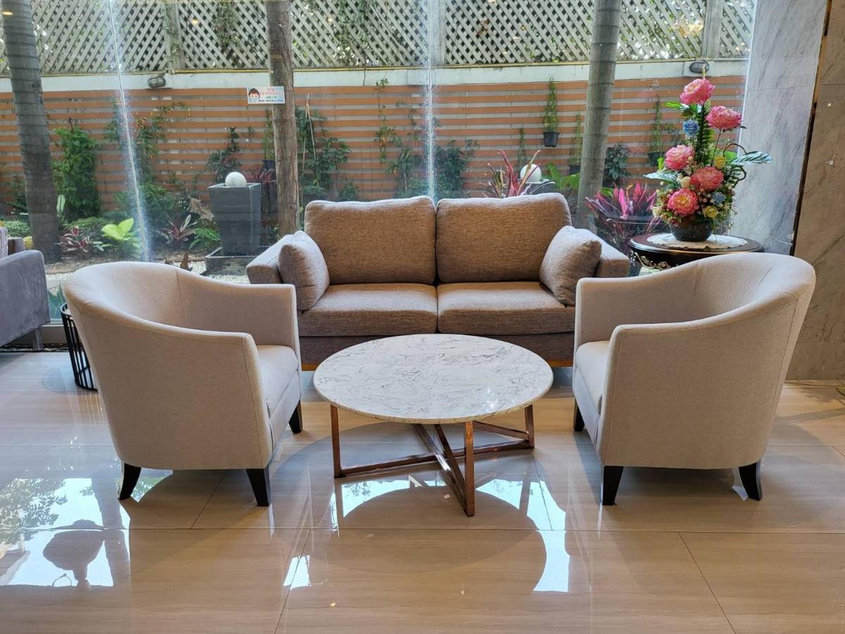 Three Seasons Bangkok Hotell Eksteriør bilde