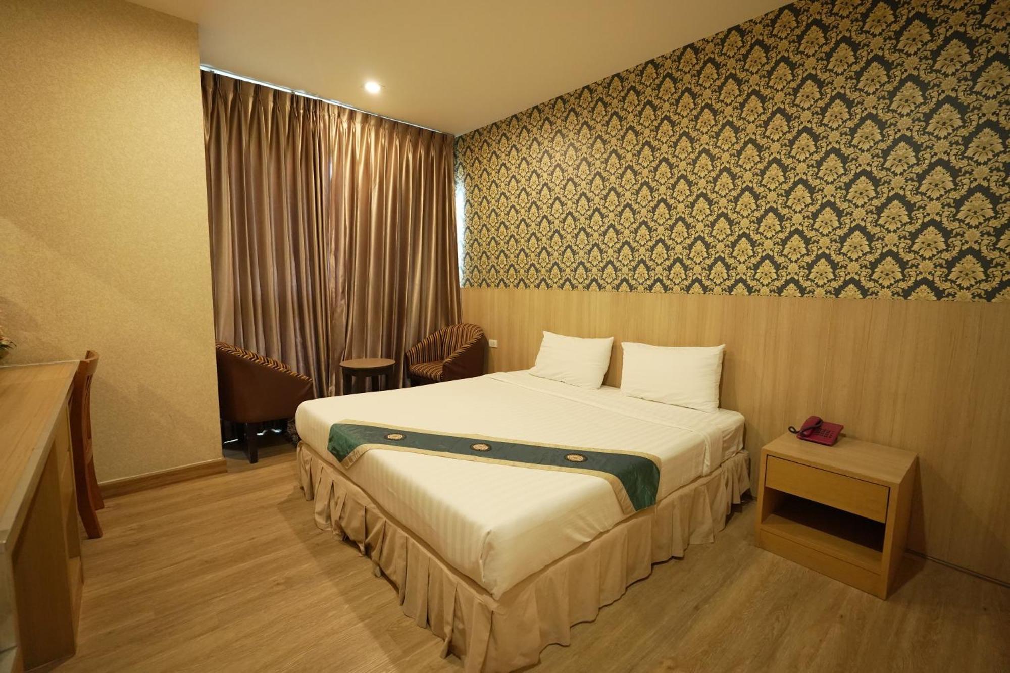 Three Seasons Bangkok Hotell Eksteriør bilde