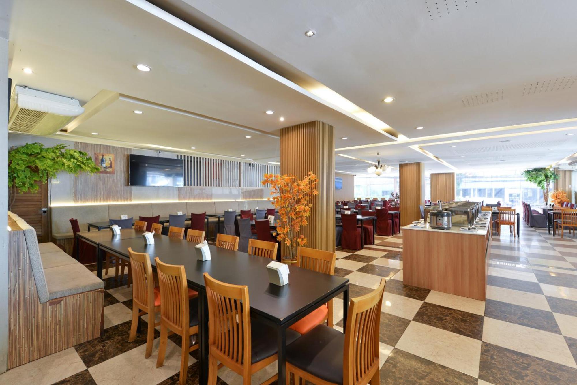 Three Seasons Bangkok Hotell Eksteriør bilde