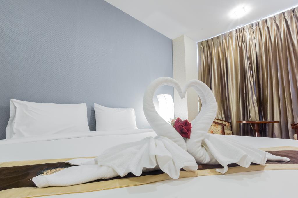 Three Seasons Bangkok Hotell Eksteriør bilde