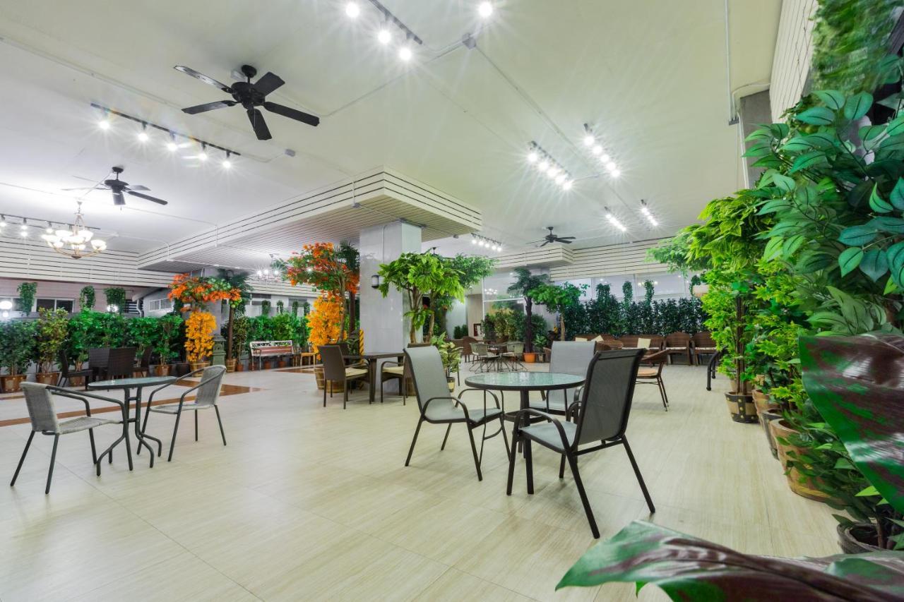 Three Seasons Bangkok Hotell Eksteriør bilde